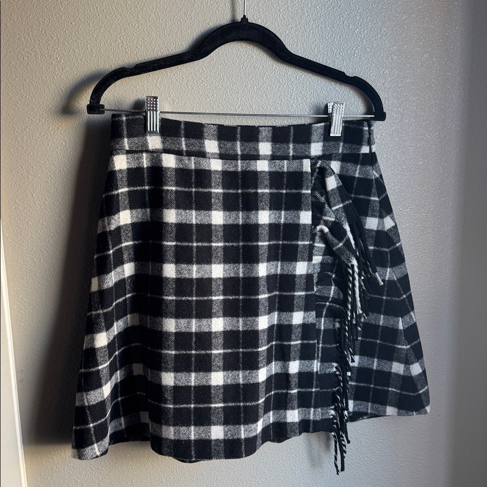 NWT Kate Spade New York Rustic Mini Skirt With Cascading Fringe Size 6. - Picture 2 of 9